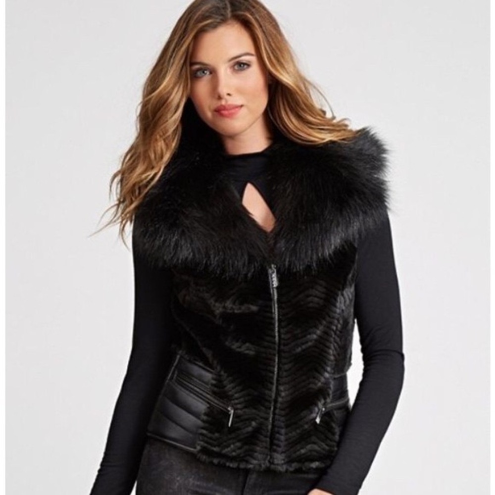 NWT Guess Black Gabby sleeveless Fur Vest Sz S